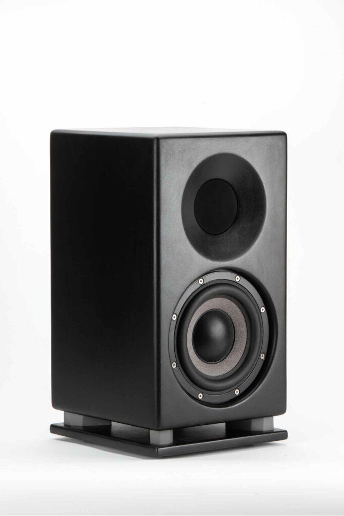 TDH3-P studio monitor